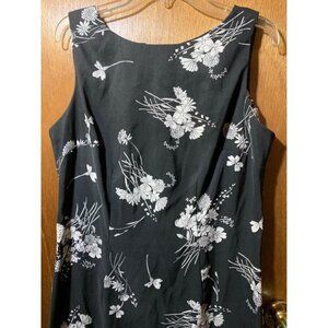 T & Company Black Floral Print Business Casual Dress Size 8 Womens